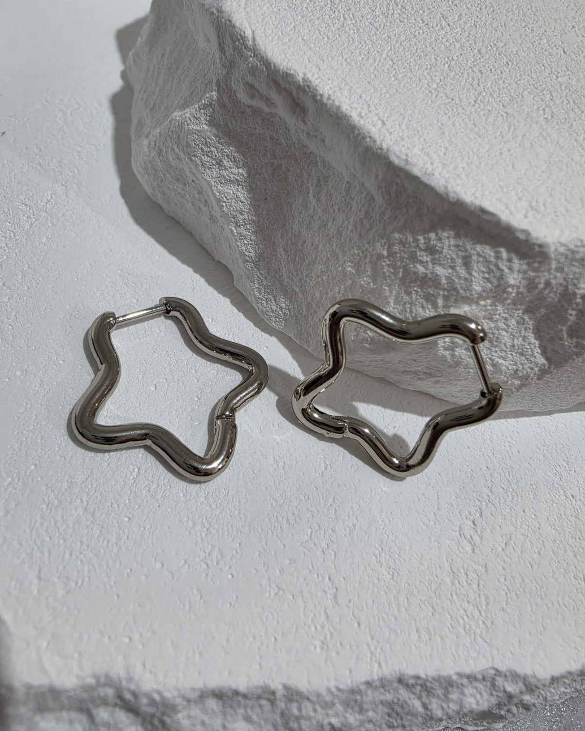Silber Ohrring Creolen Stern Geschwungen Edelstahl