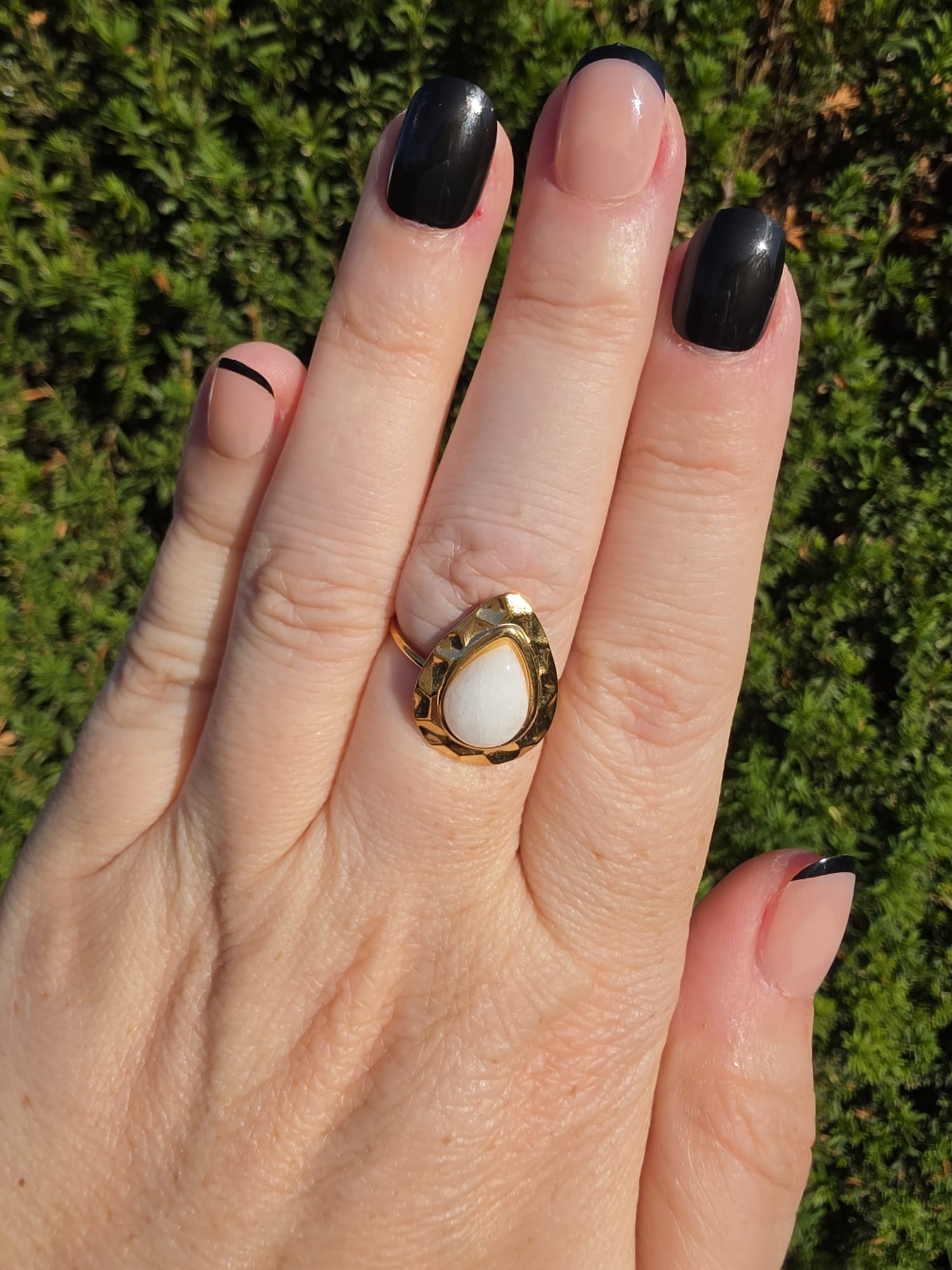 Edelstahl Ring Gold Tropfen Weißer Opal
