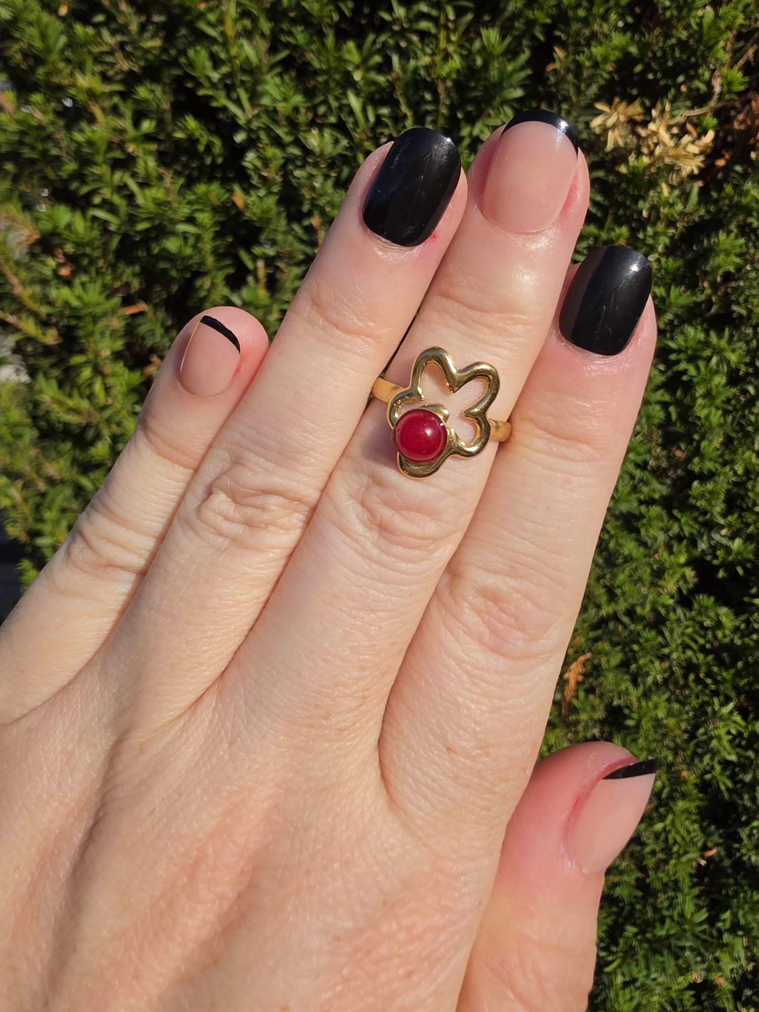 Edelstahl Ring Gold Kleeblatt Roter Stein
